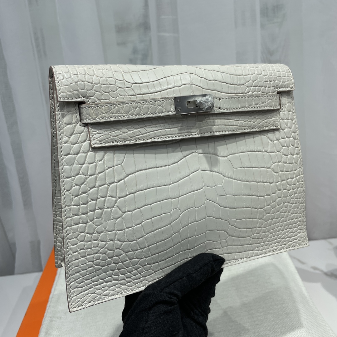 Hermes Kelly Danse Evercolor Bag In Pearl Grey Crocodile Niloticus Leather